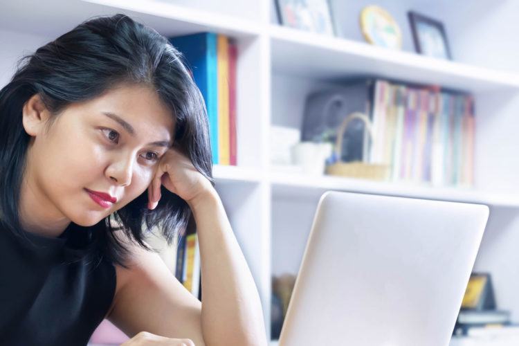7 cách giúp bạn tránh khóc ở nơi làm việc 2