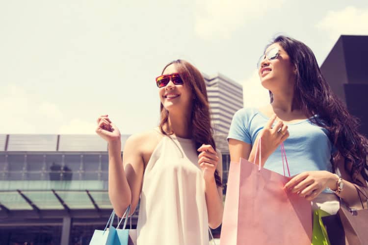12 lý do tại sao bạn nên tự hào là phụ nữ ngực nhỏ 3