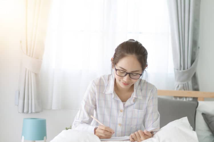 12 lý do tại sao bạn nên tự hào là phụ nữ ngực nhỏ 4