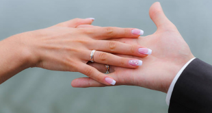 Chồng ngoại tình, tại sao phụ nữ không chịu ly hôn? 11