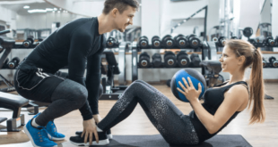 10 bài tập thể dục với bóng giúp toàn thân săn chắc 6