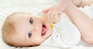 Mọc răng khiến trẻ dễ nôn ói? 8